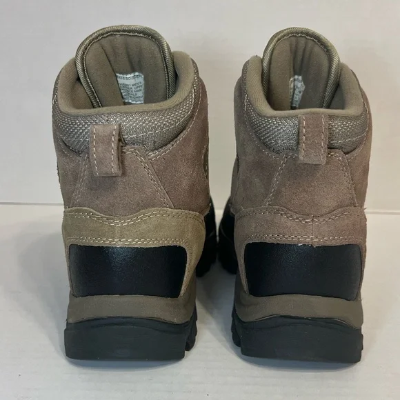 Bass Boulder Waterproof‎ Hiking Snow Boots Size 8